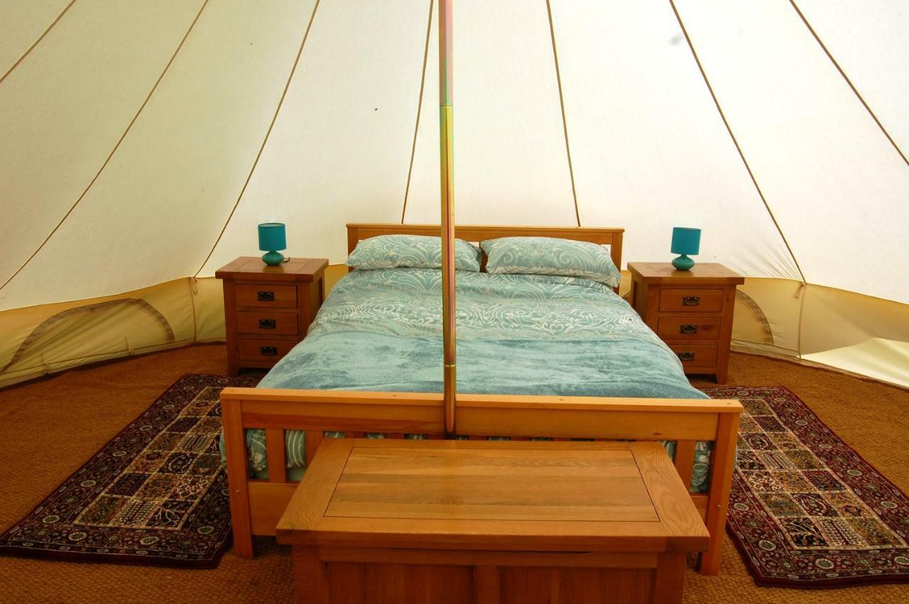 Camping La Foret De Tesse Kültér fotó